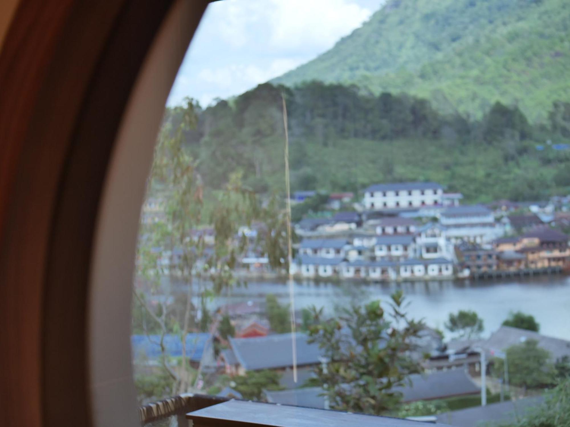 Hedreung Banrakthai Homestay And Camping Ban Rak Thai Bagian luar foto